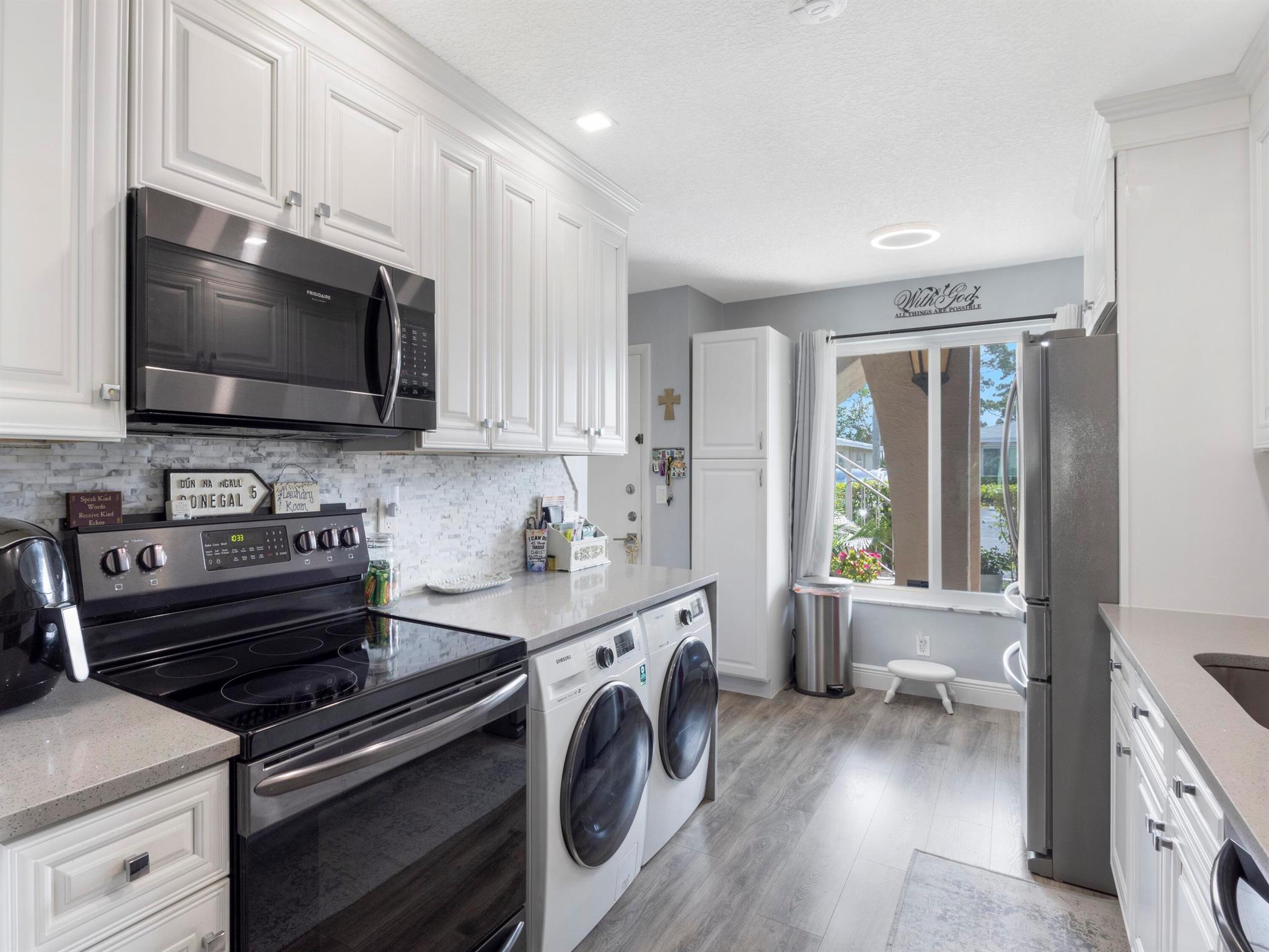 PALM GREENS AT VILLA DEL - Residential