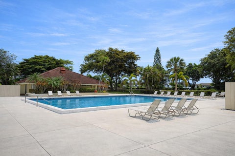 Tiny photo for 110 Lake Emerald Drive #405, Oakland Park, FL 33309 (MLS # B26003563)