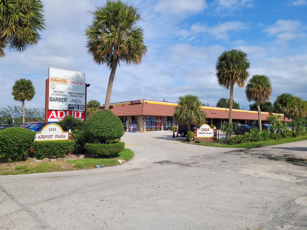 Photo of 2424 N Congress Avenue #N, West Palm Beach, FL 33409 (MLS # B26038887)