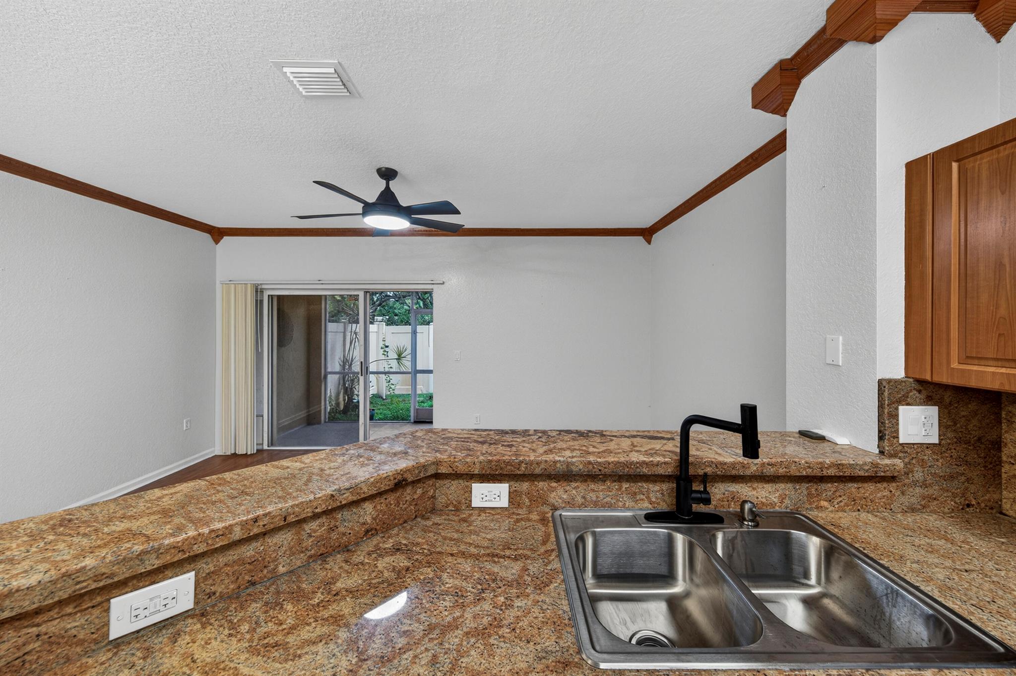 CATALINA PLACE - Residential