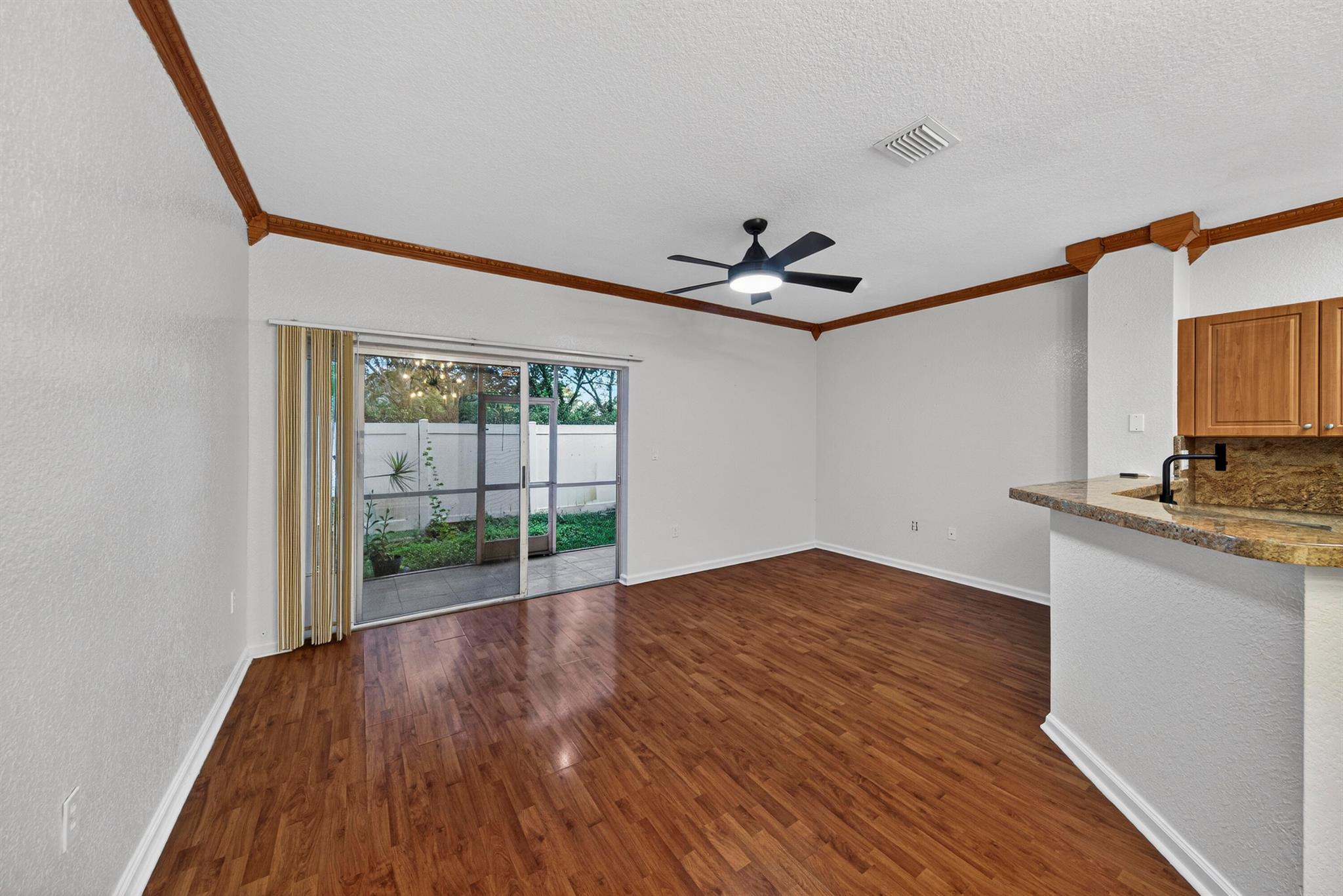 CATALINA PLACE - Residential