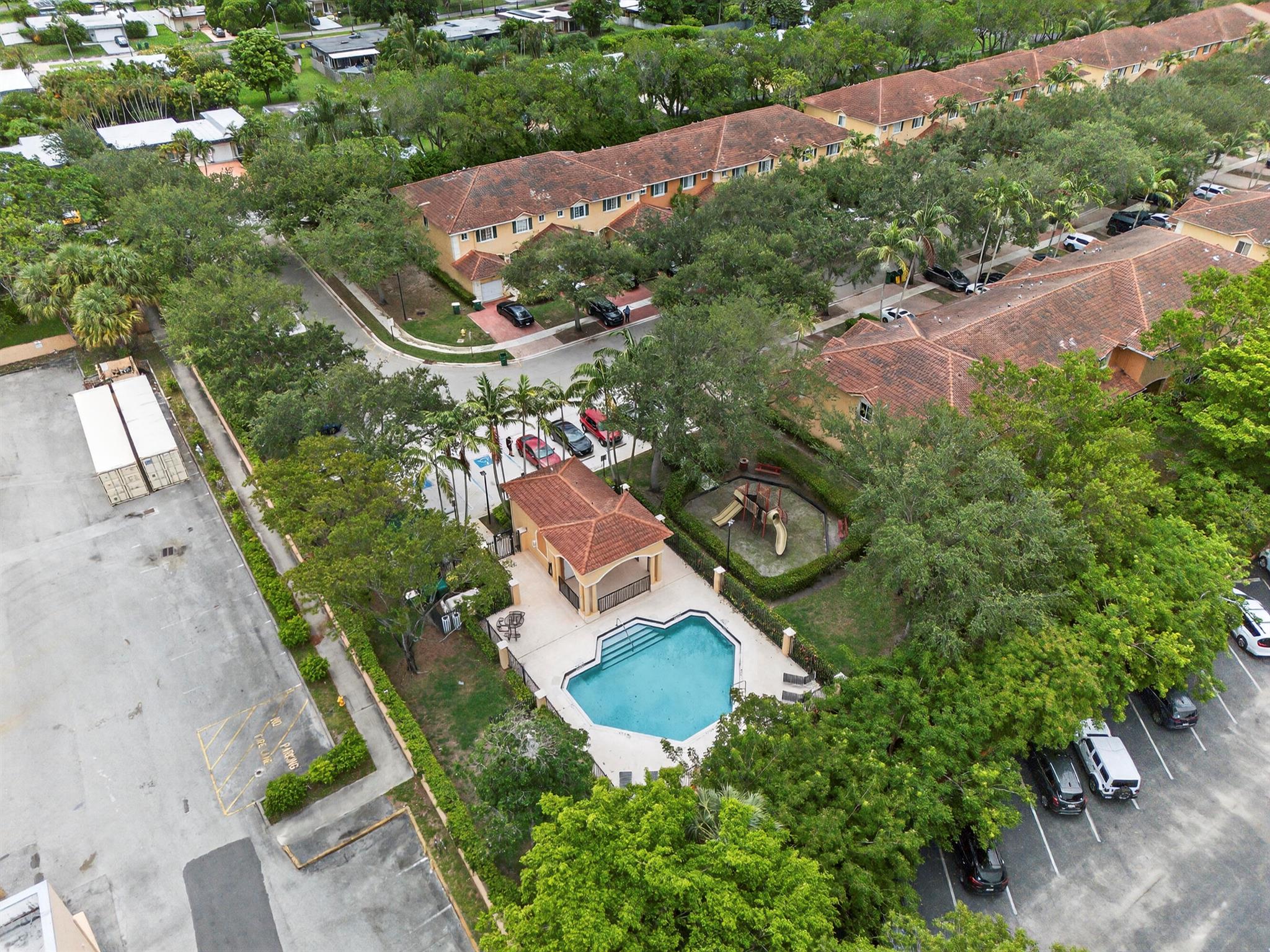CATALINA PLACE - Residential