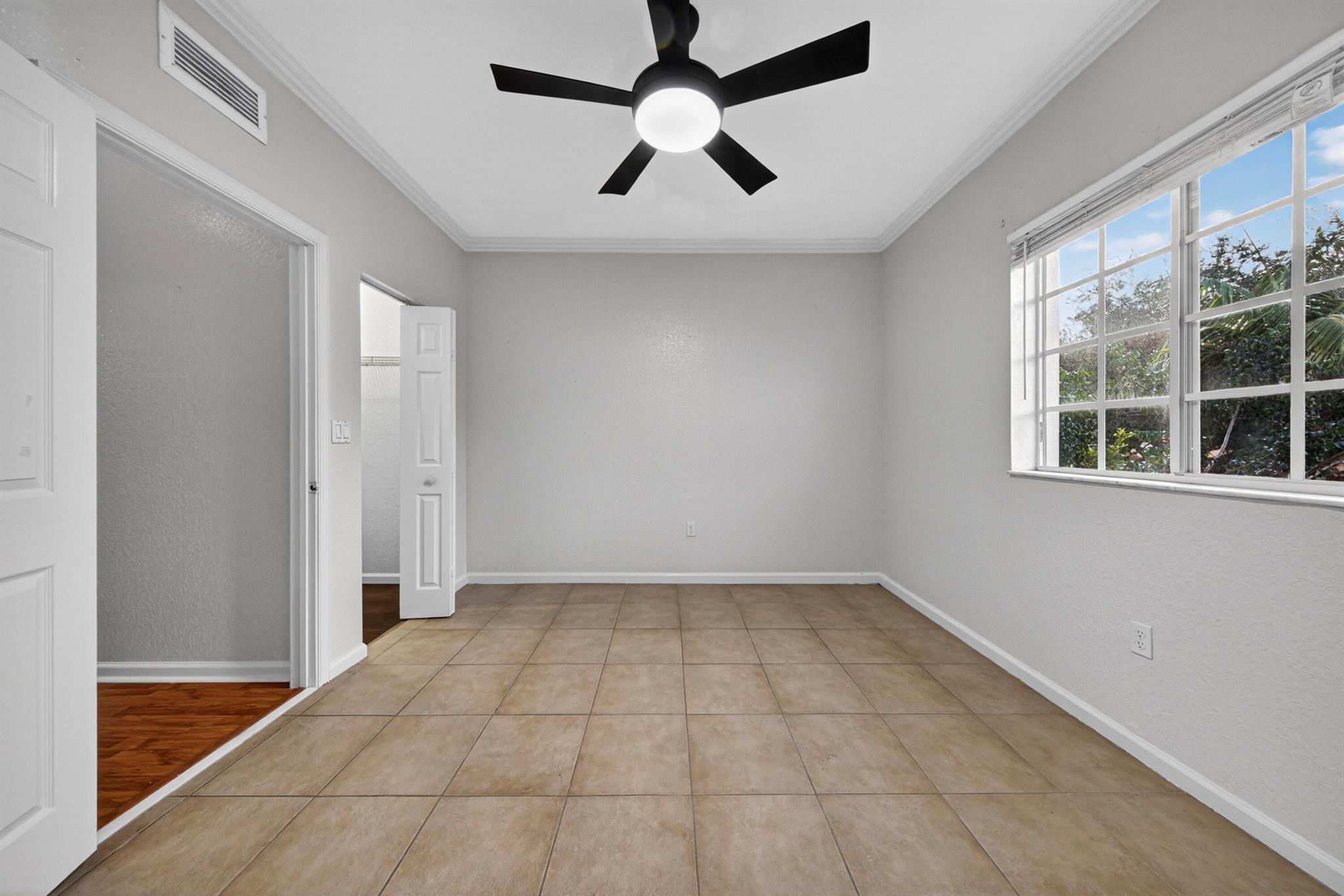 CATALINA PLACE - Residential