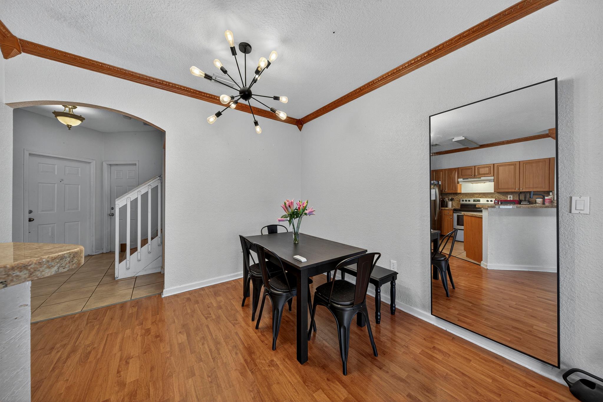 6600 Catalina Lane