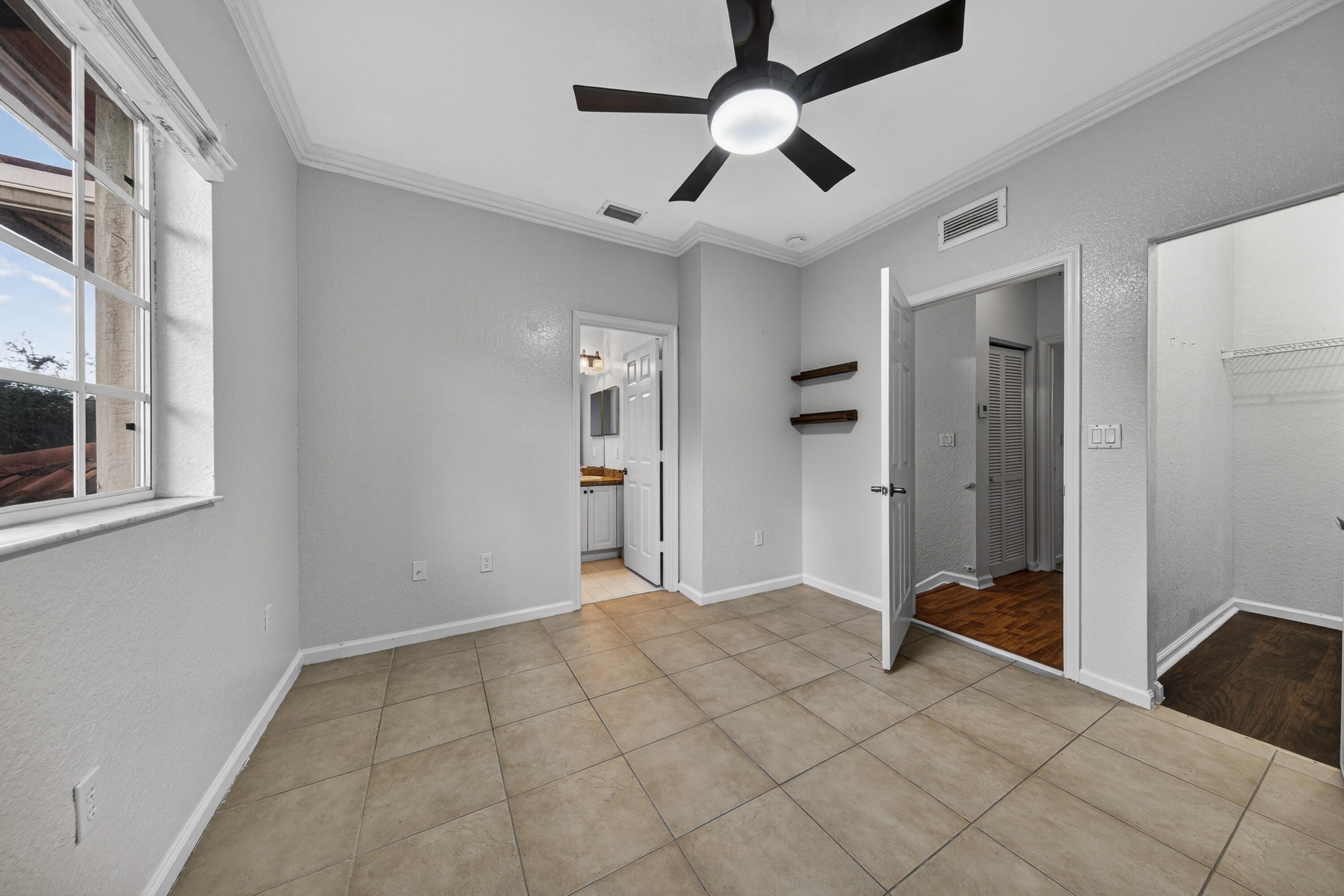 CATALINA PLACE - Residential