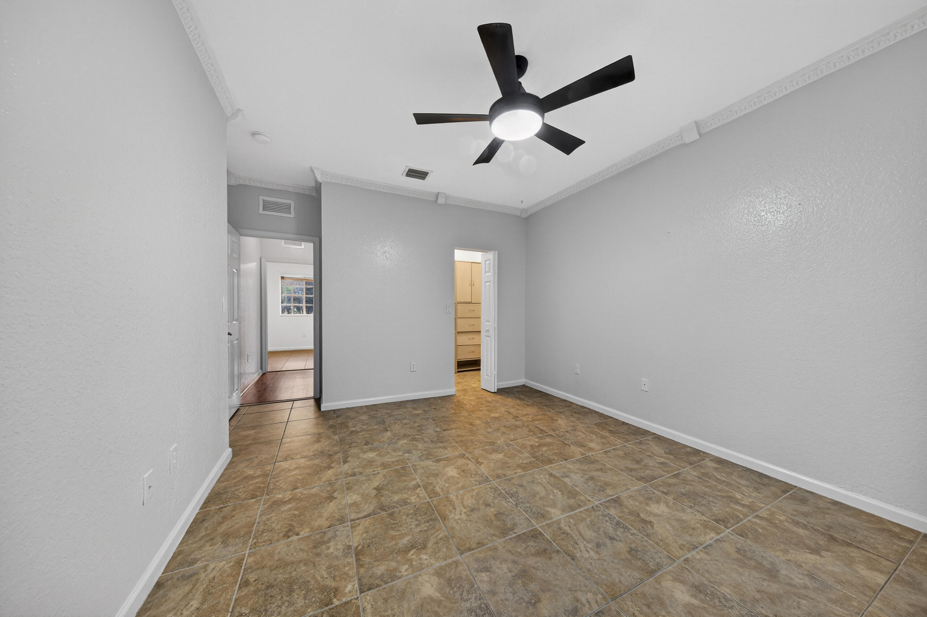 CATALINA PLACE - Residential