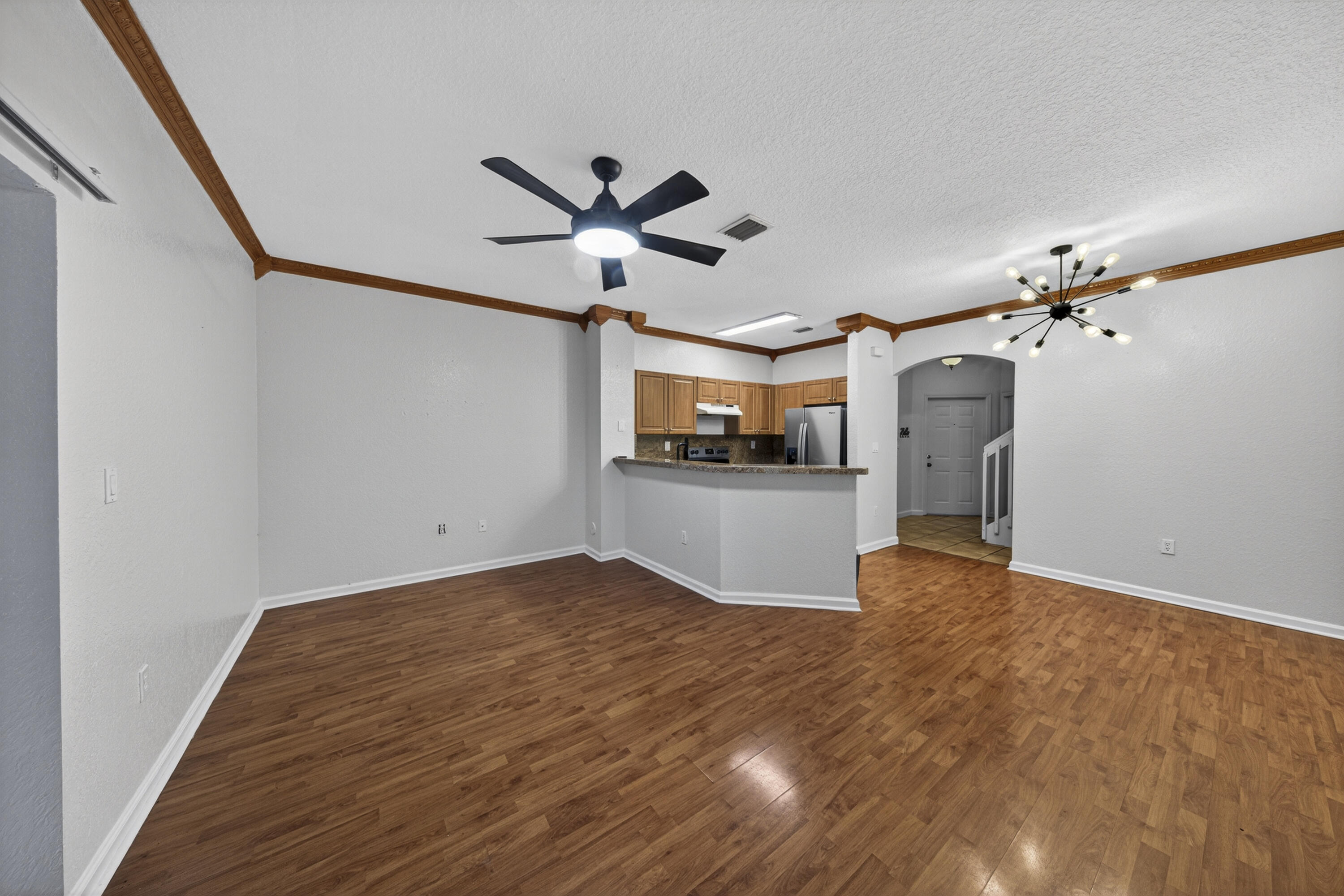 CATALINA PLACE - Residential