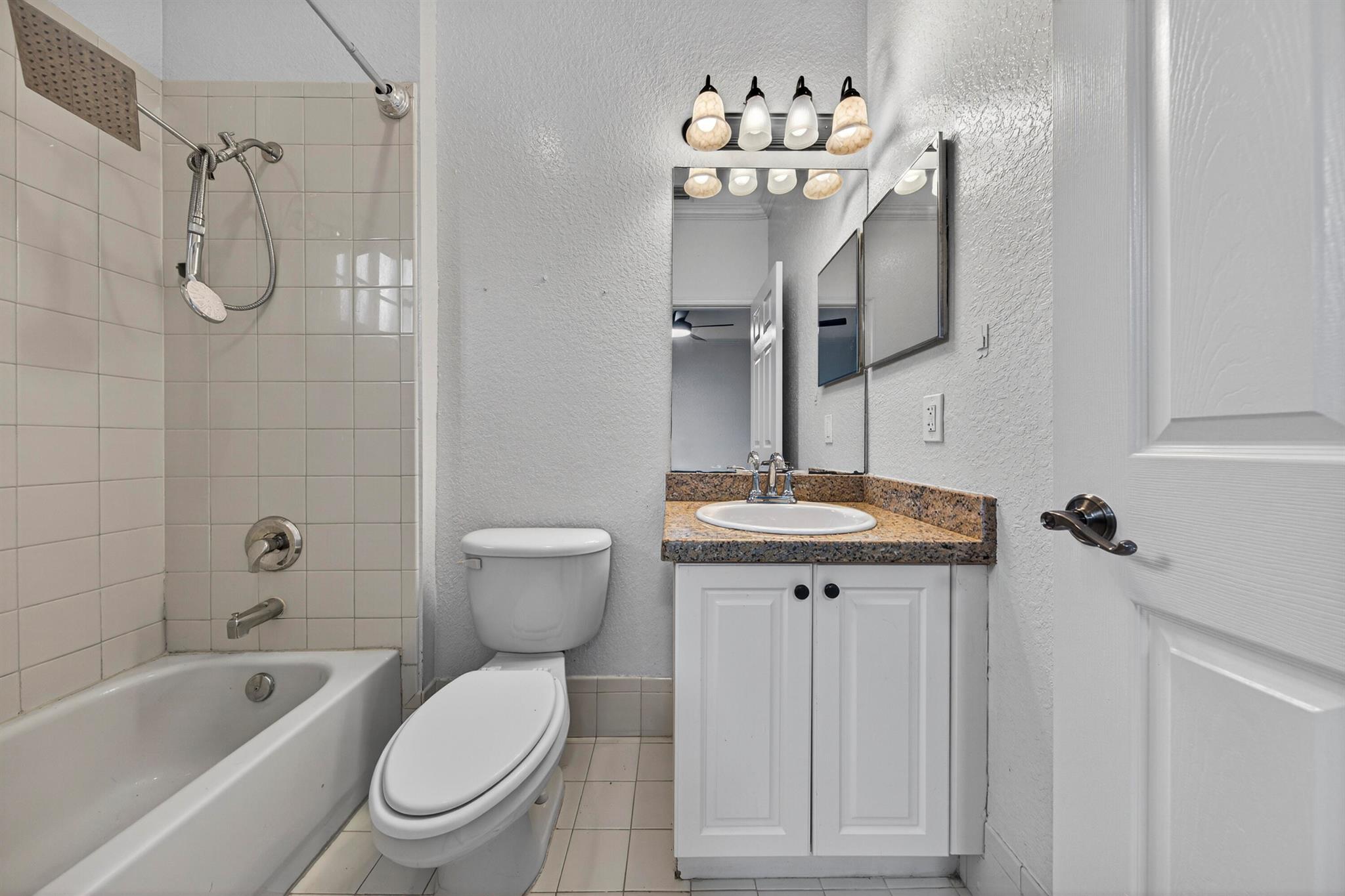 CATALINA PLACE - Residential