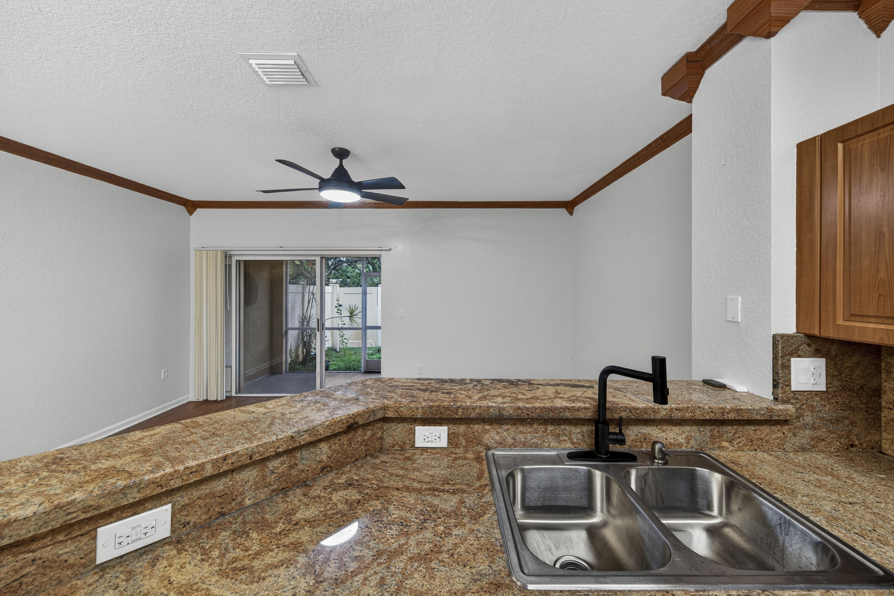 CATALINA PLACE - Residential