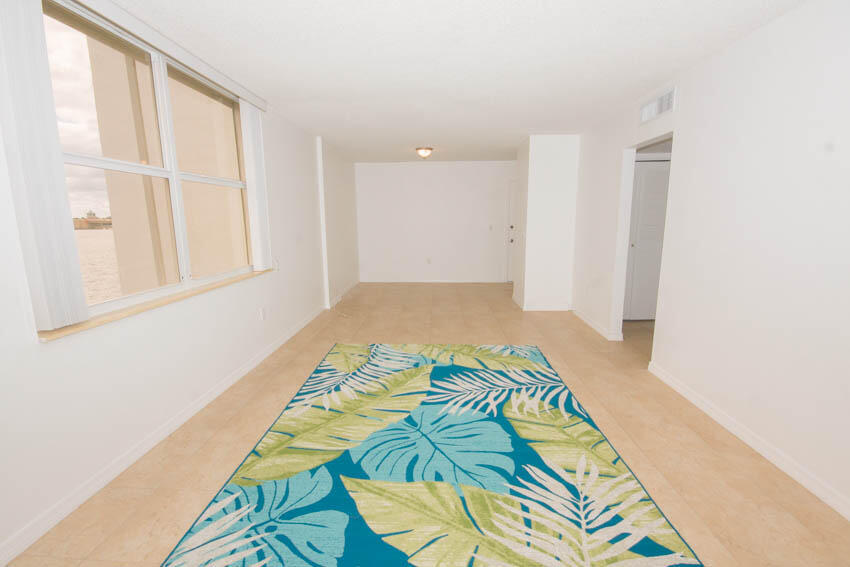 CROTON HARBOR CONDO - Residential Lease