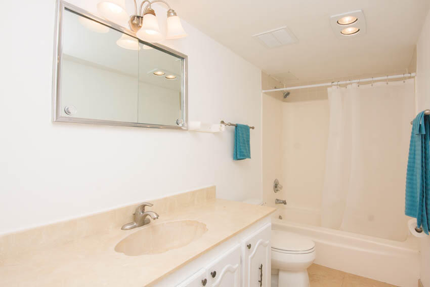 CROTON HARBOR CONDO - Residential Lease