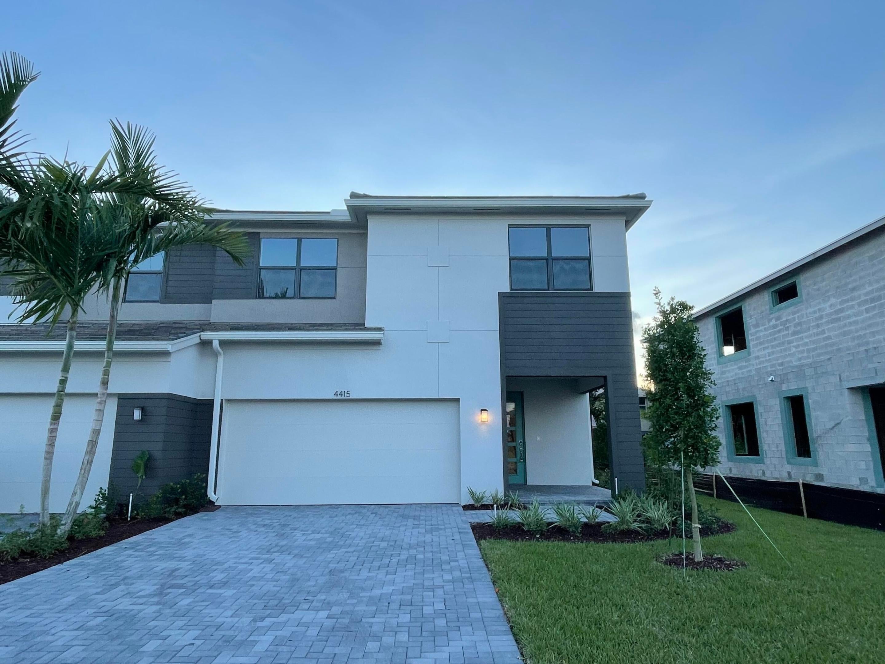 Properties 4415 Arcturus Lane