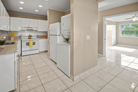 Tiny photo for 1421 NW 20th Avenue #204, Delray Beach, FL 33445 (MLS # B26018627)
