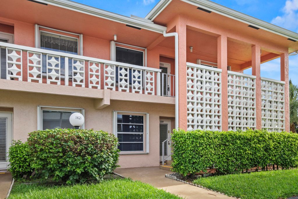 Photo of 1421 NW 20th Avenue, Delray Beach, FL 33445 (MLS # B26018627)