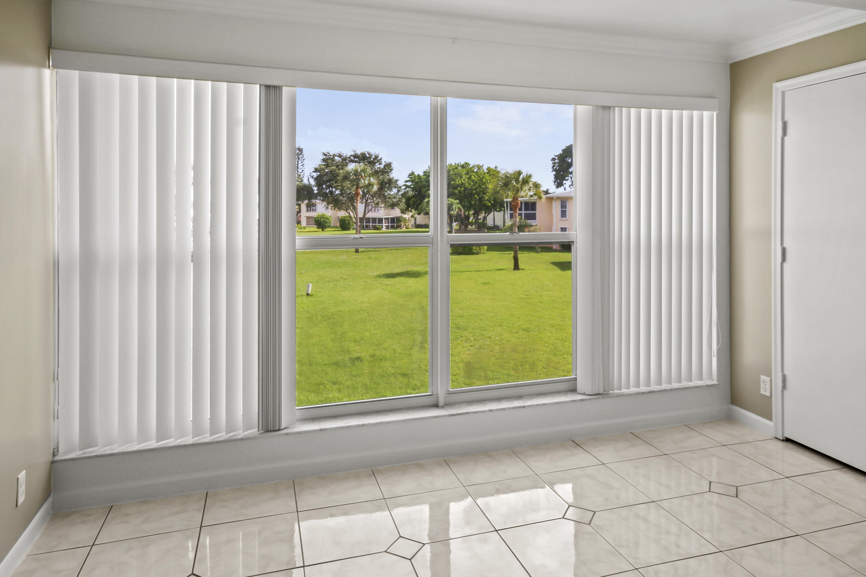 PINES OF DELRAY NORTH CONDO - Residential