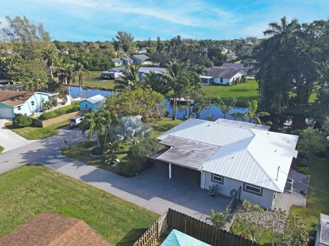 A home in Lake Worth