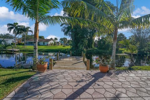 A home in Lake Worth