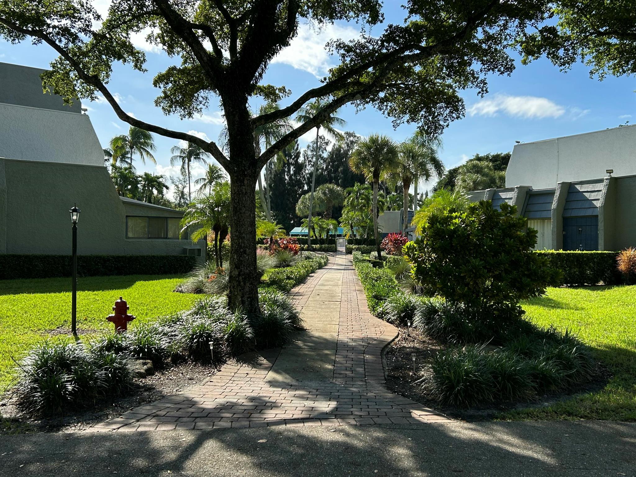 FOUNTAINS OF PALM BEACH C - Residential