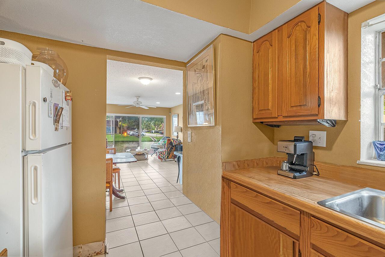 WELLEBY TOWNHOME 1 CONDO - Residential