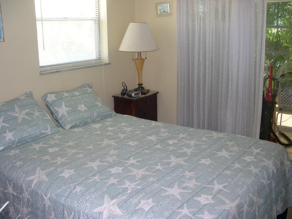 COLONNADES CONDOMINIUM NO 4 - Residential