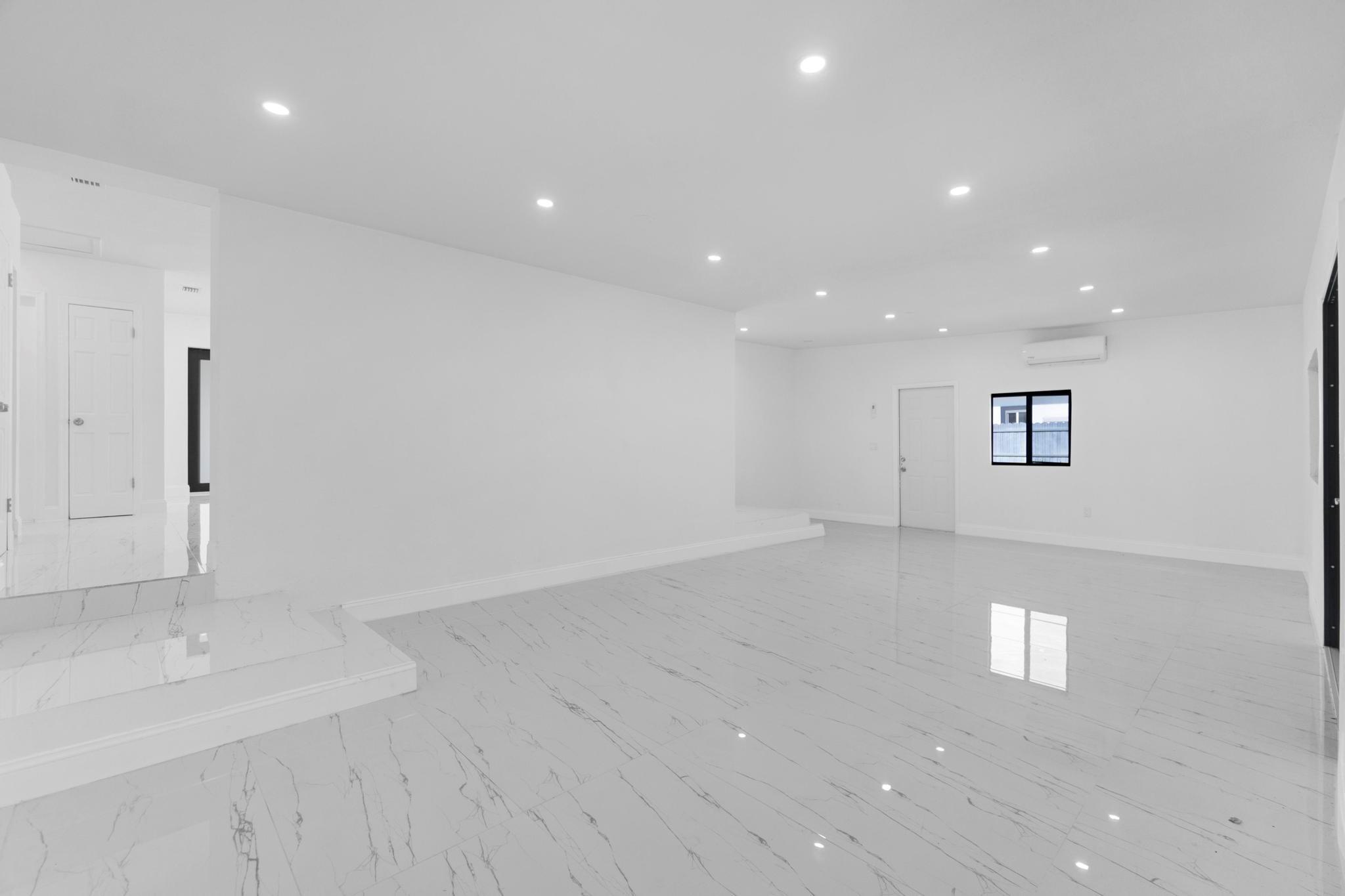 Venetian Gardens Rev - Residential