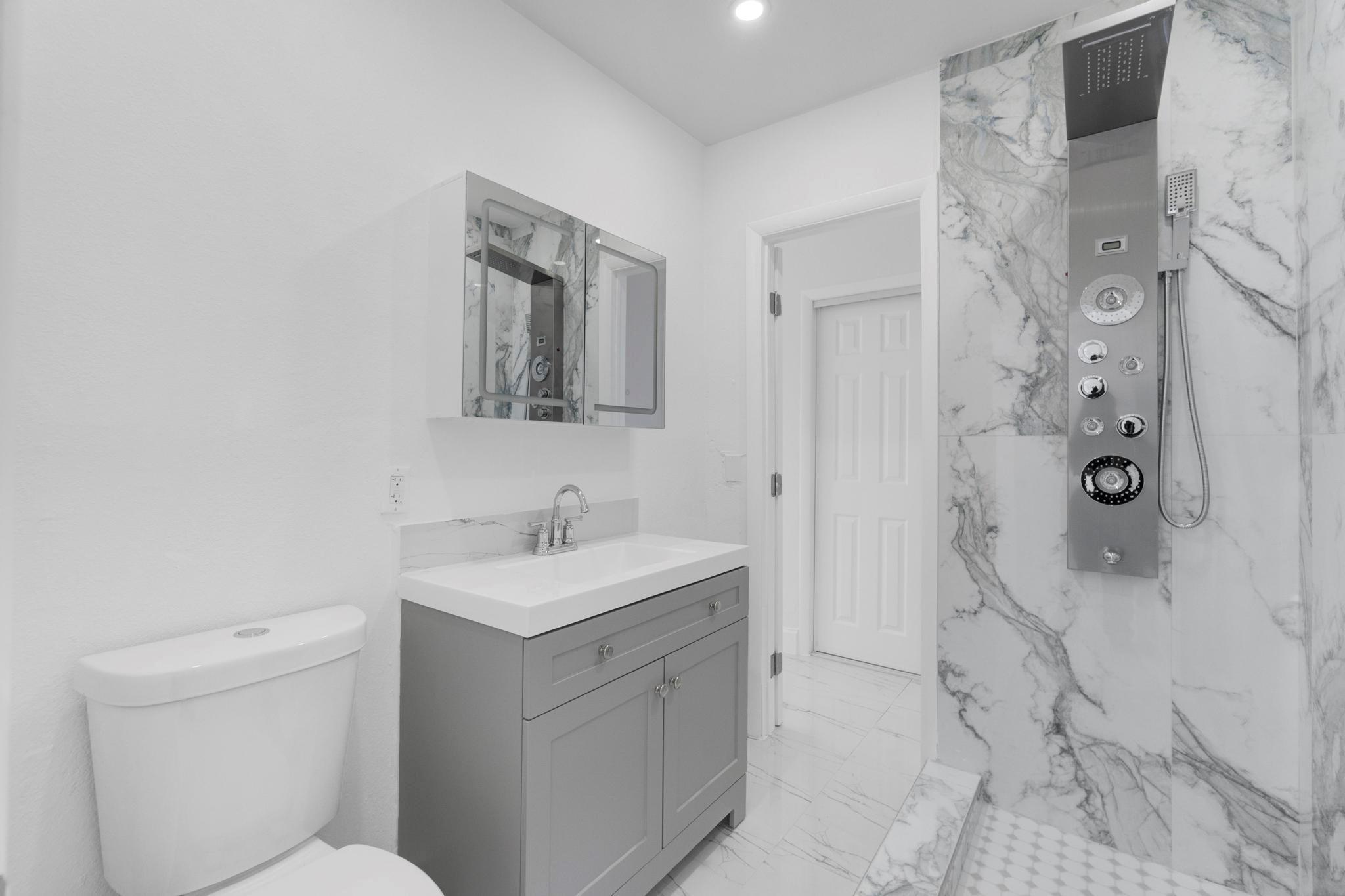 Venetian Gardens Rev - Residential