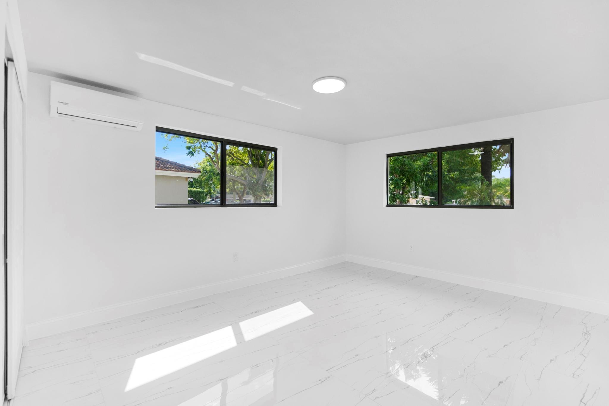 Venetian Gardens Rev - Residential