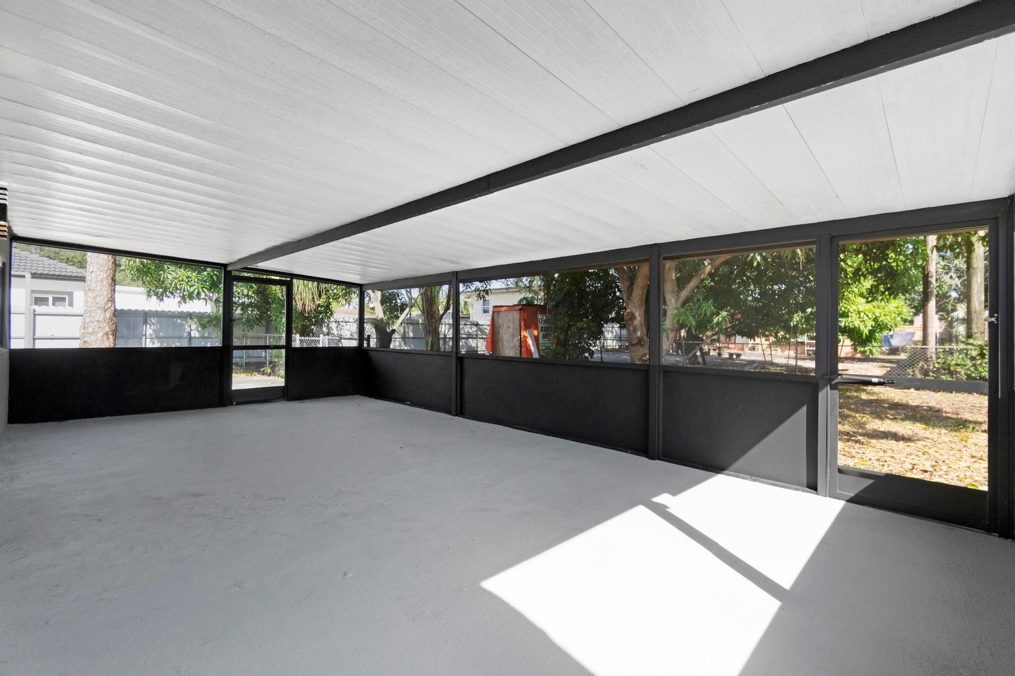 Venetian Gardens Rev - Residential