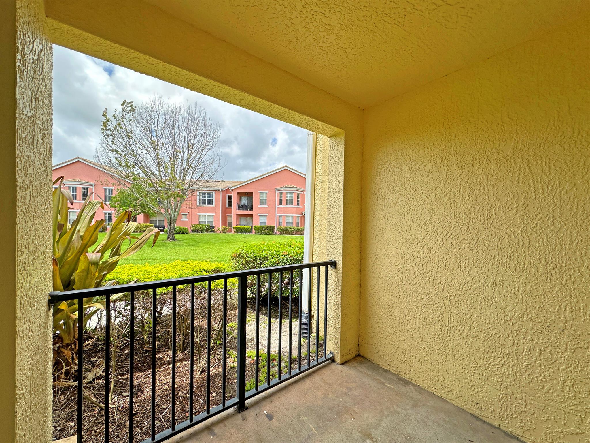 THE BELMONT II AT ST LUCI - Residential Lease