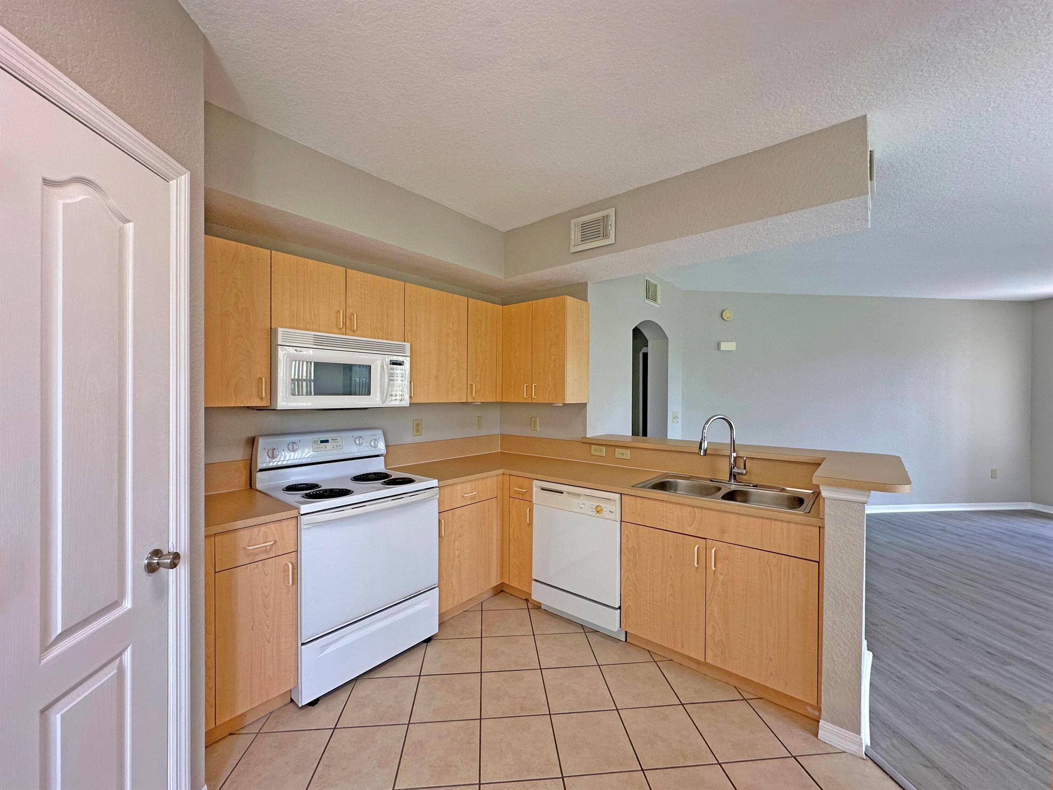 THE BELMONT II AT ST LUCI - Residential Lease