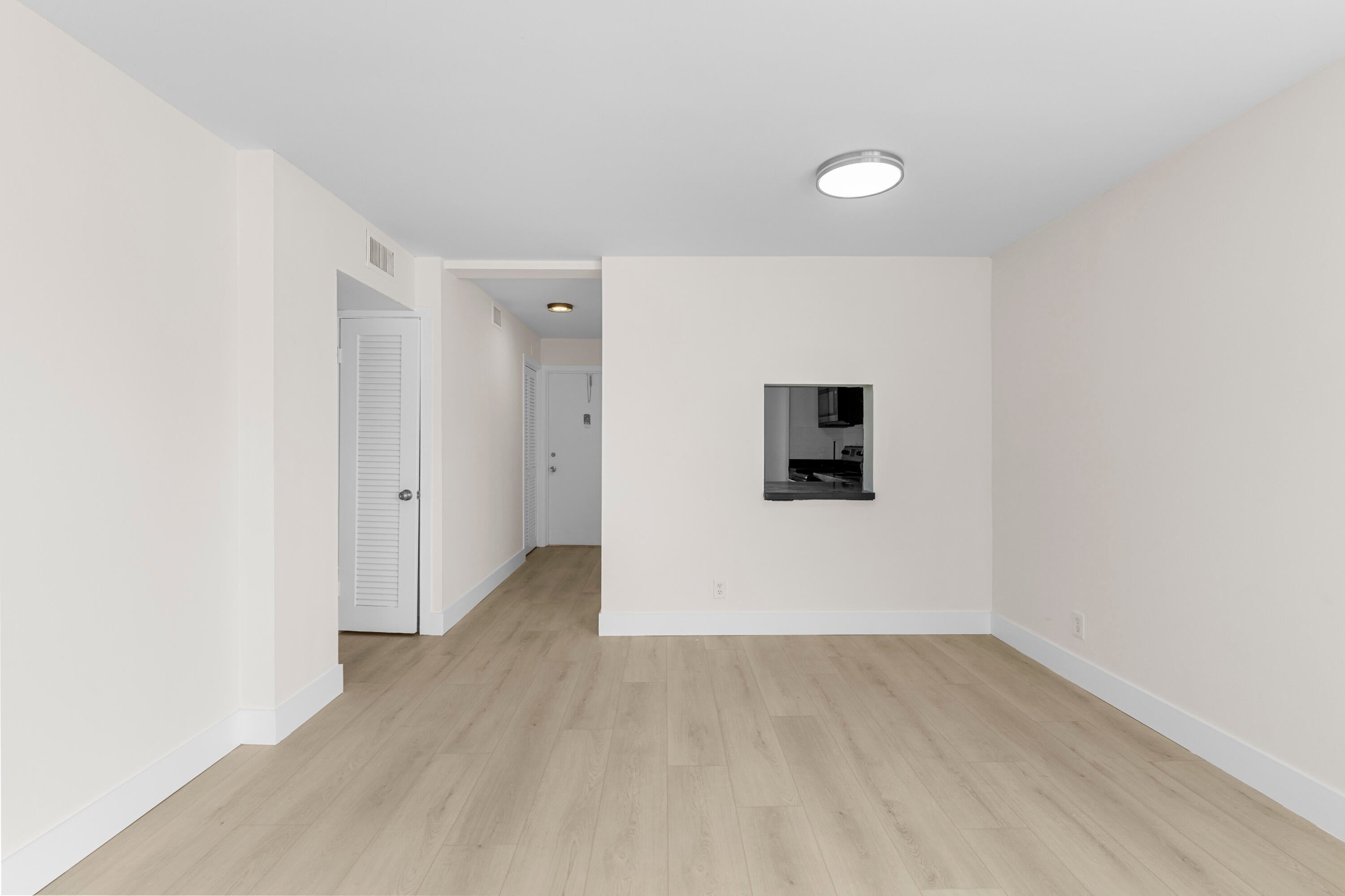 3201 NE 8th Street 206