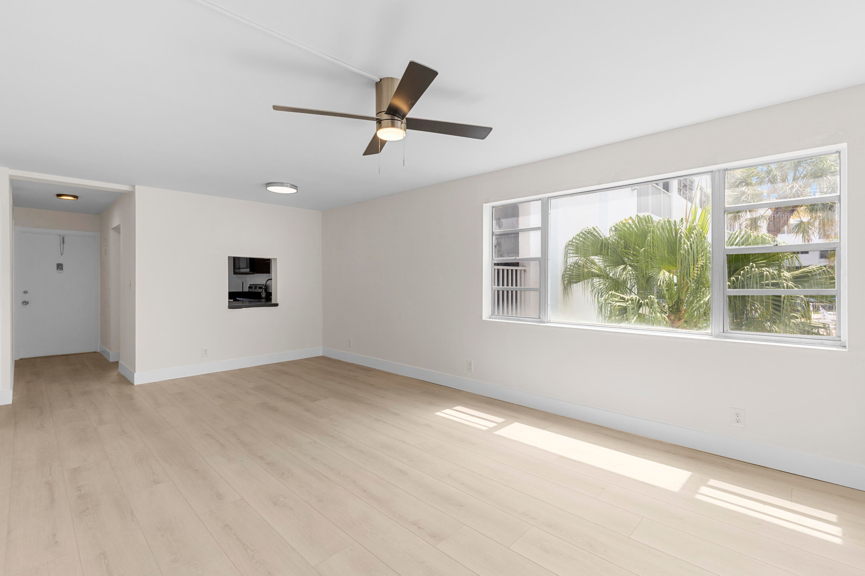 3201 NE 8th Street 206