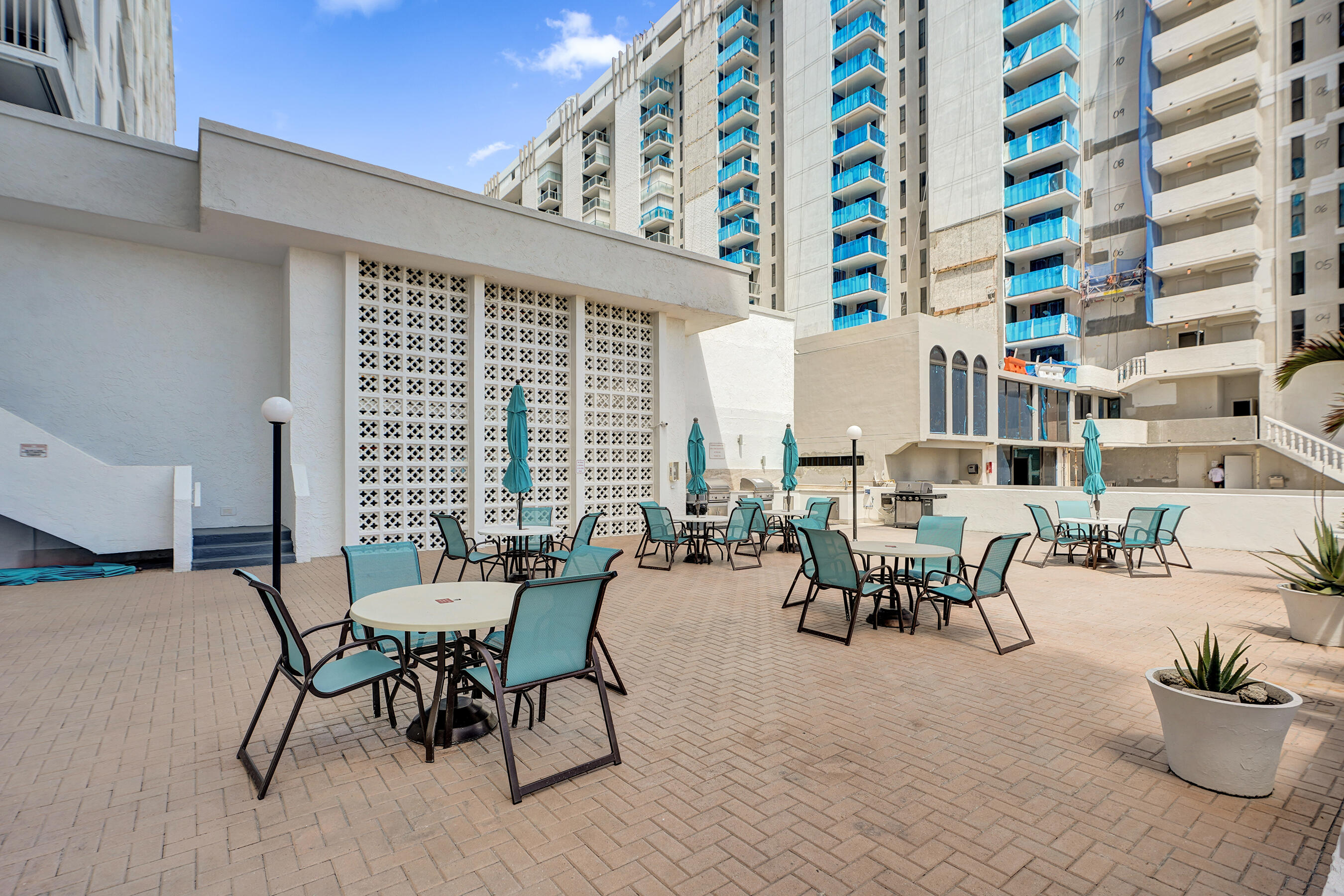 POMPANO AEGEAN CONDO - Residential