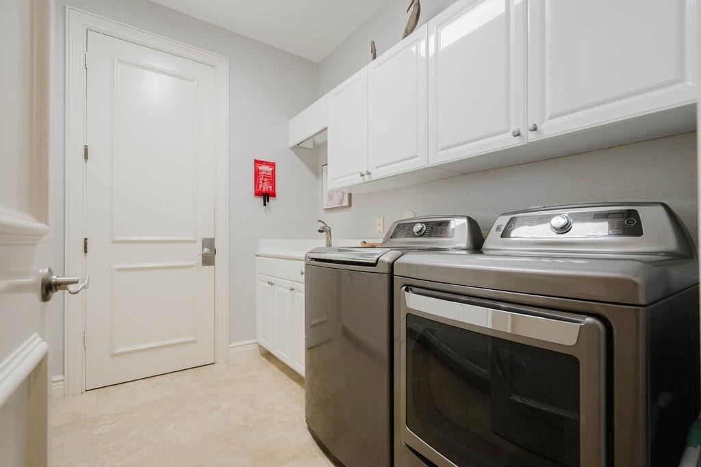 Hillsboro Harbor - Residential