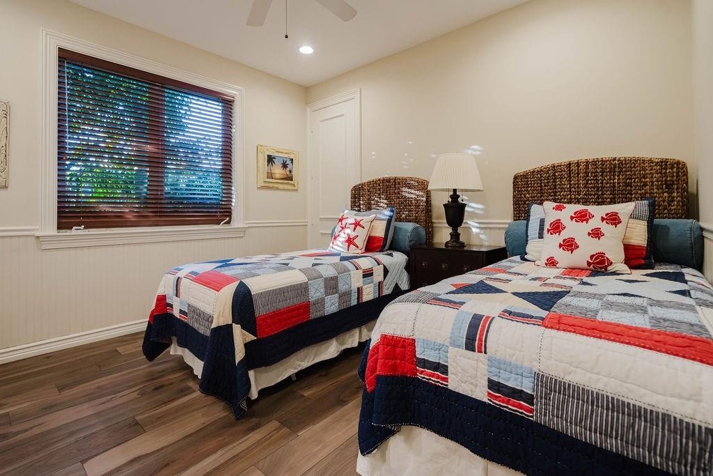 Hillsboro Harbor - Residential