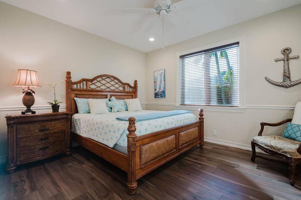 Hillsboro Harbor - Residential