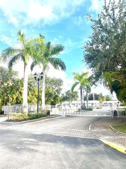 A home in Oakland Park