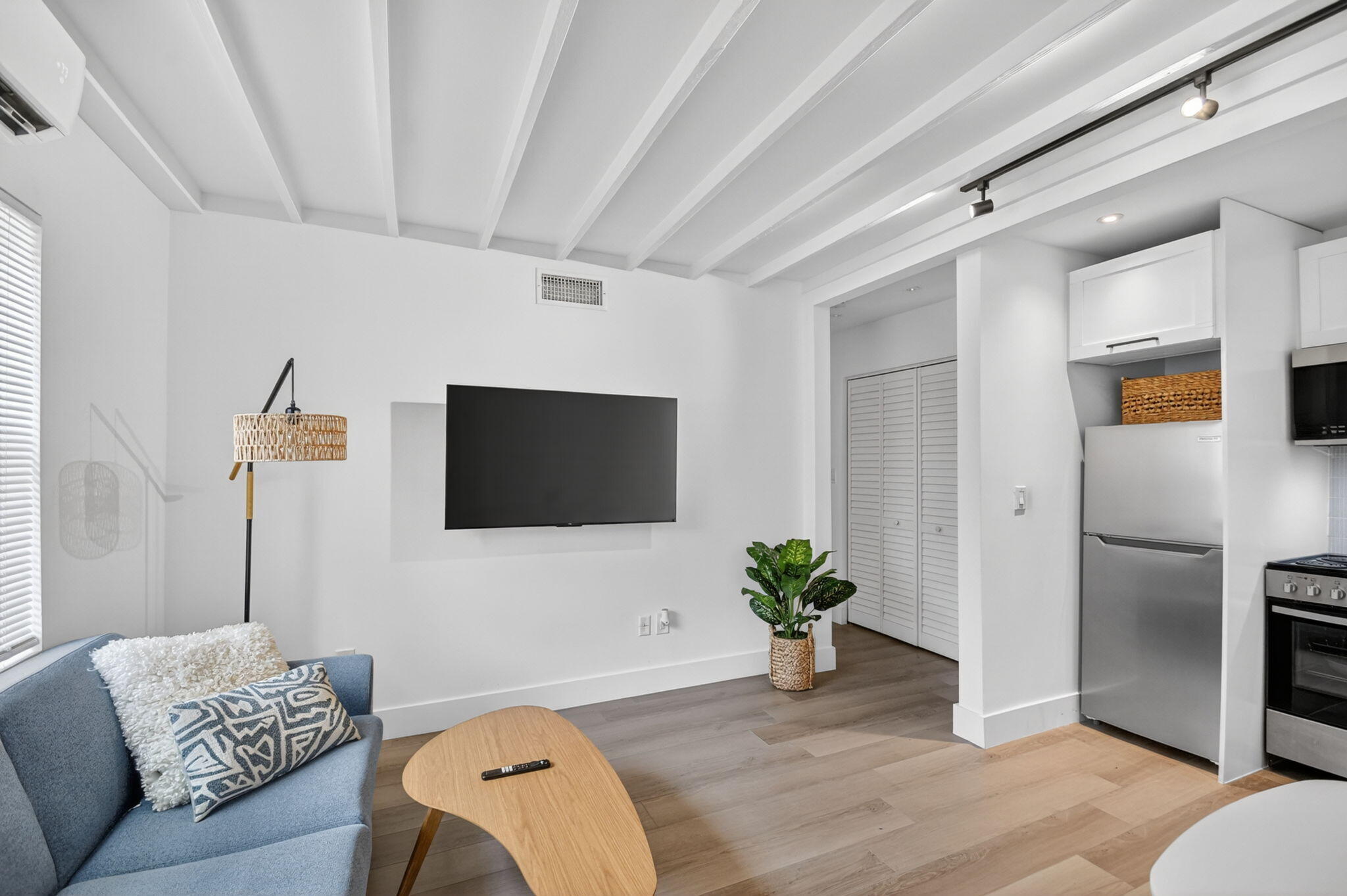 NORTH PALM BCH 1 - Residential