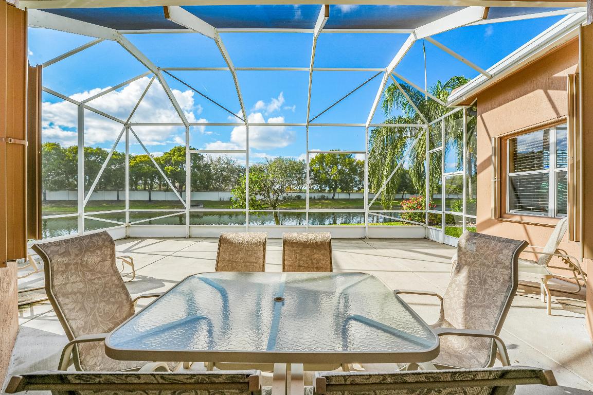 BELLAGGIO, TOWNE PARK - Residential