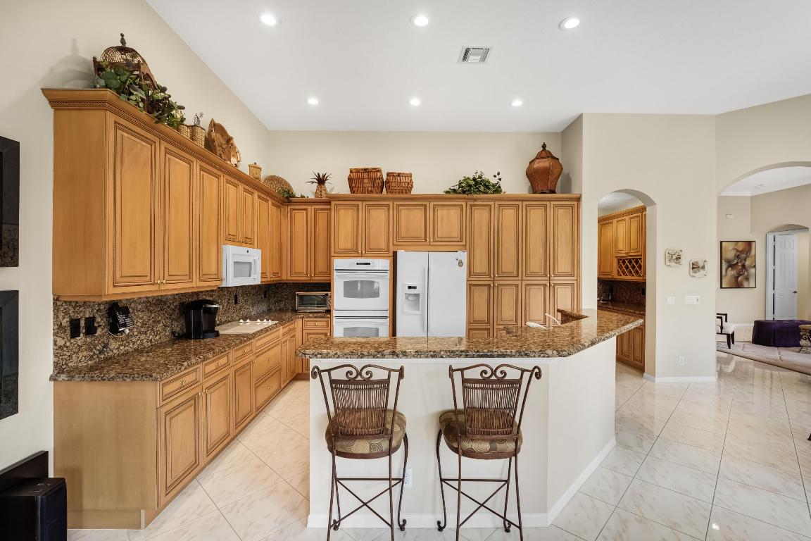 BELLAGGIO, TOWNE PARK - Residential