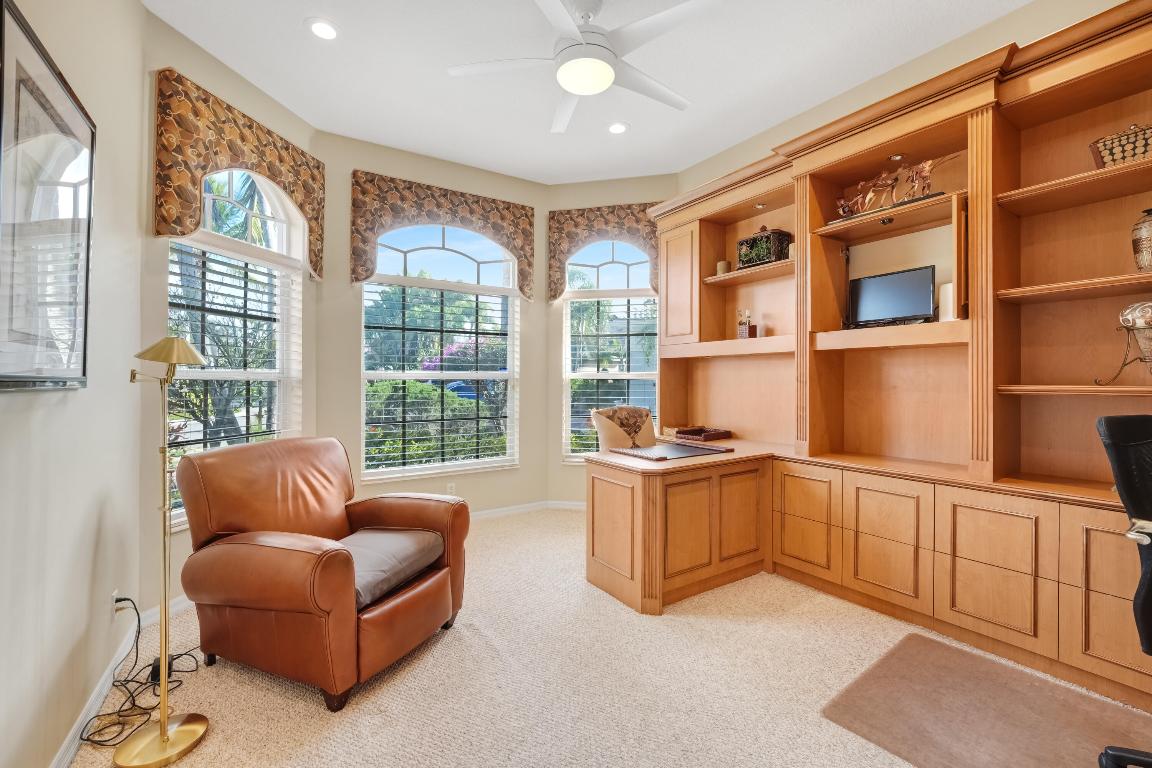 BELLAGGIO, TOWNE PARK - Residential