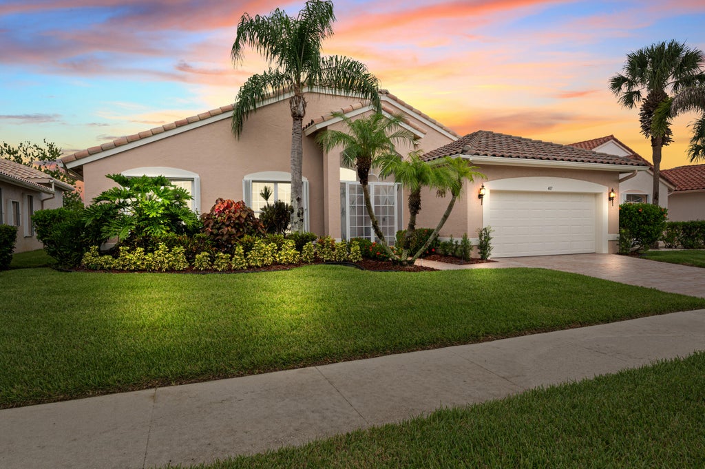 Photo of 407 NW SHOREVIEW Drive, Port Saint Lucie, FL 34986 (MLS # B26075406)