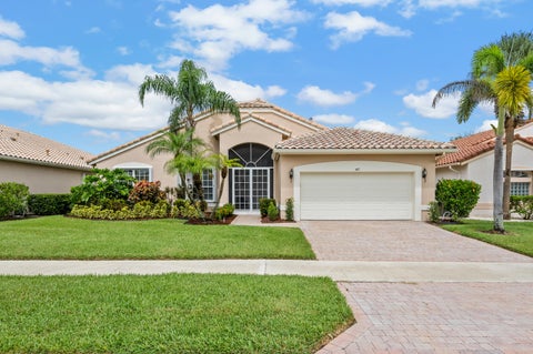 Photo of 407 NW SHOREVIEW Drive, Port Saint Lucie, FL 34986 (MLS # B26075406)