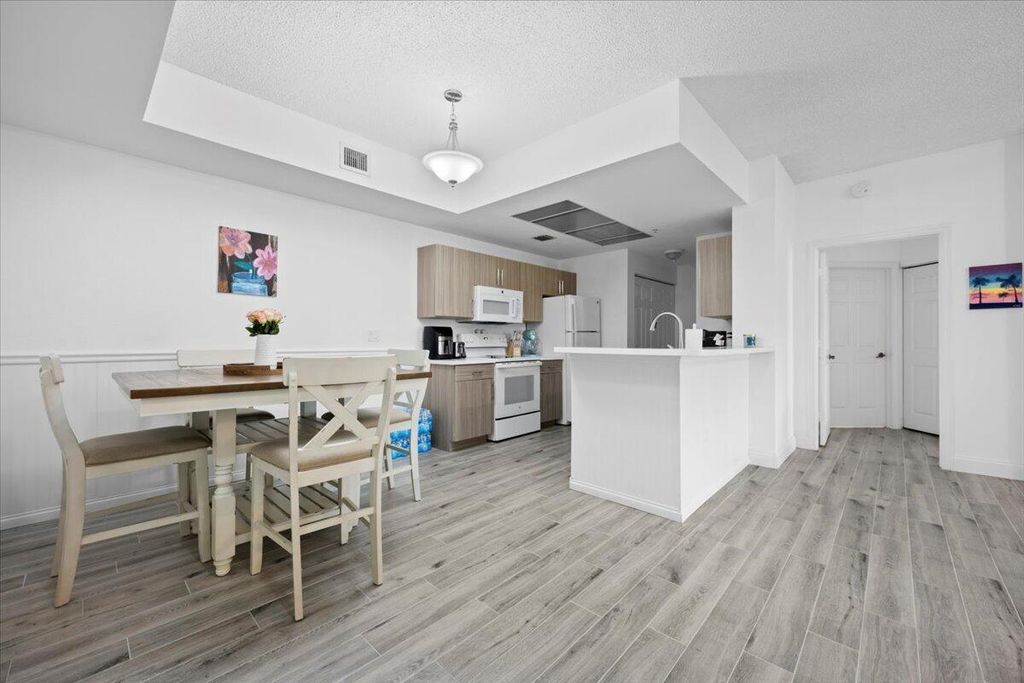 Photo of 2812 Grande Parkway #102, Palm Beach Gardens, FL 33410 (MLS # R11098626)