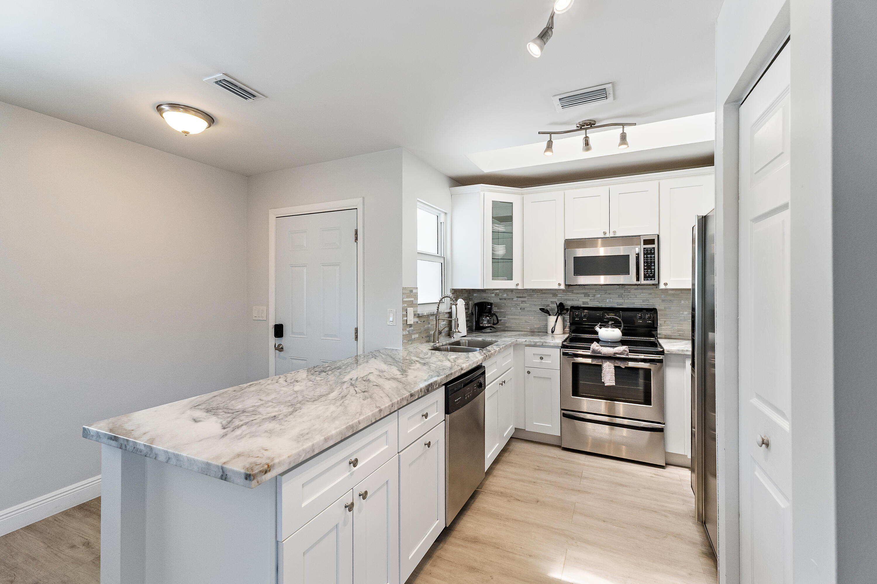 Jupiter Heights - Residential Lease