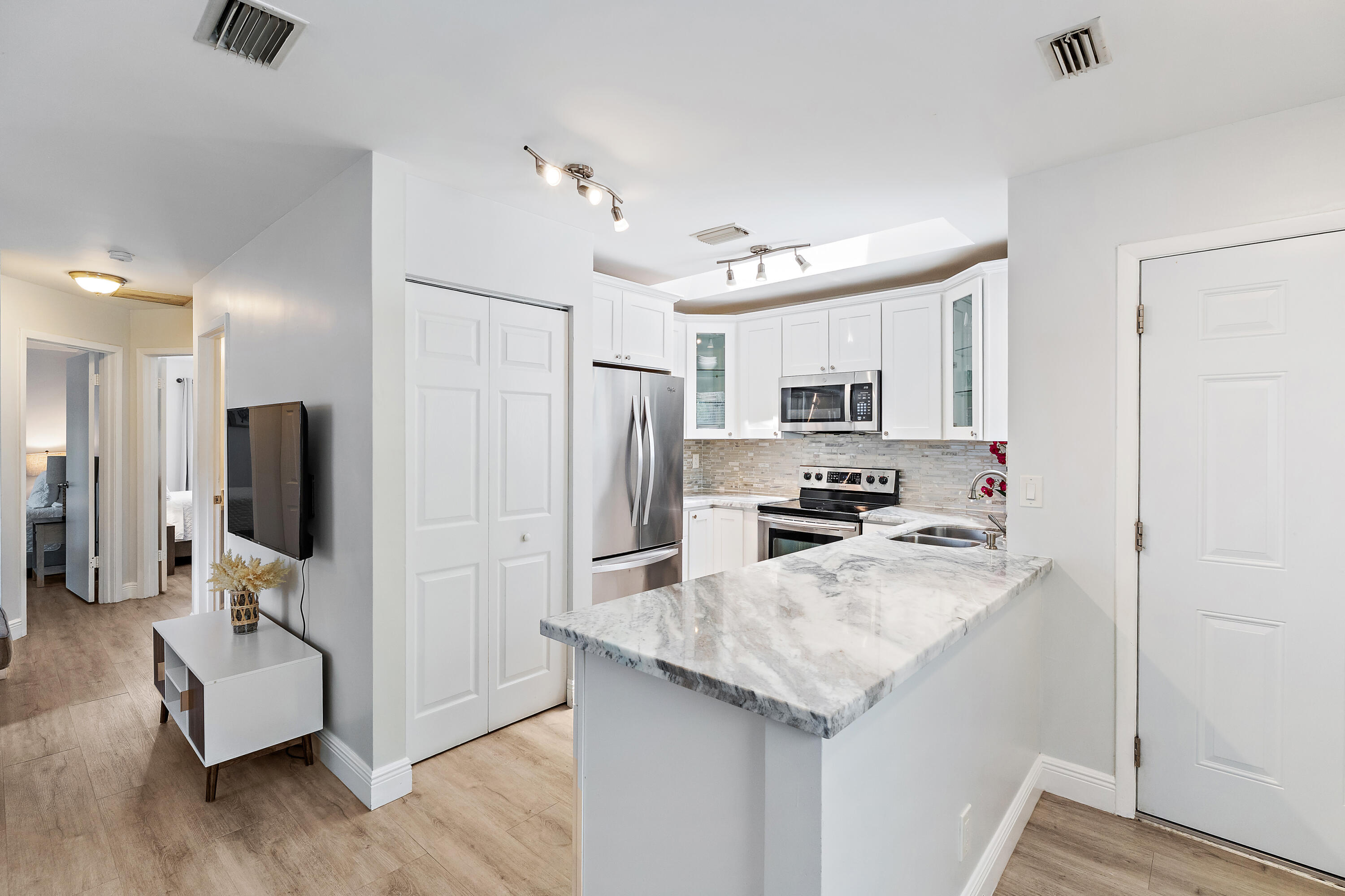 Jupiter Heights - Residential Lease