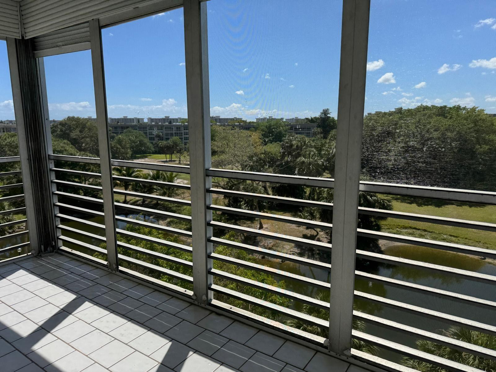 NO 112 PALM-AIRE COUNTRY CLUB - Residential Lease