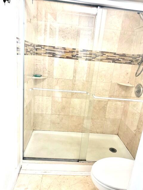 LAKEVIEW CLUB CONDO - Residential Lease