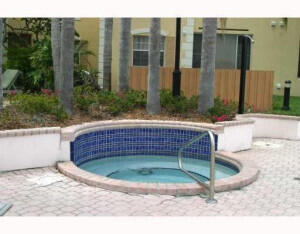 LAKEVIEW CLUB CONDO - Residential Lease