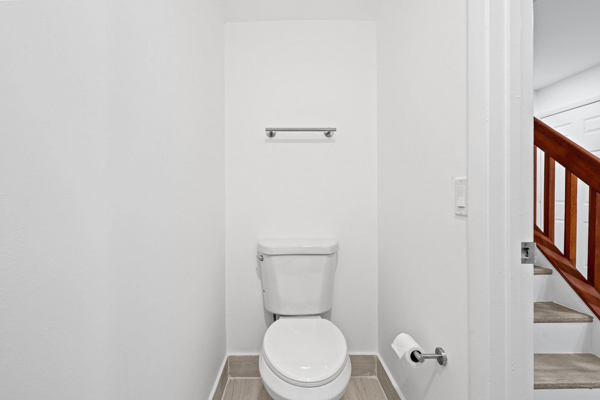 VALENCIA TOWNHOMES - Residential